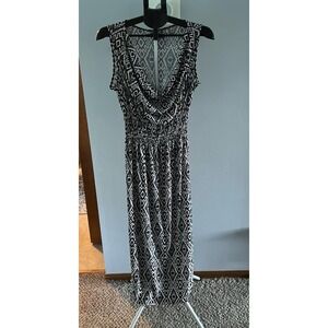 VLD Women's Black And White Geometric‎ Design sleeveless maxi dress size Large